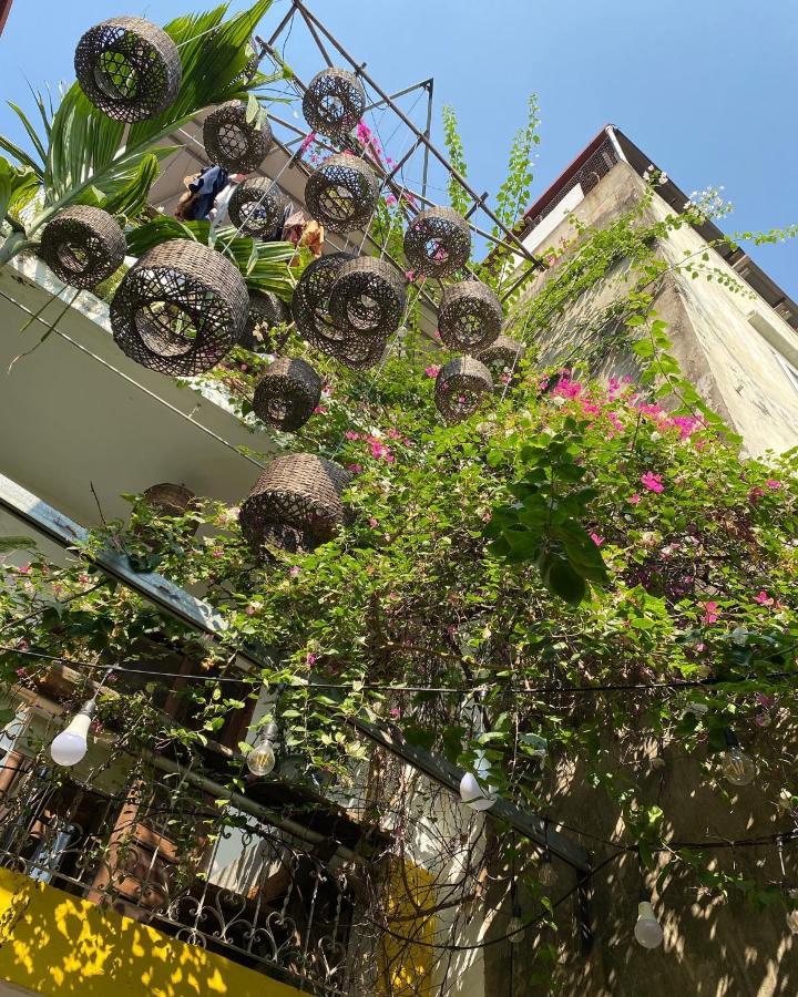 Chu Nhat Cafe & Homestay - 12 Ngo 41 Duong Lang - Co So 1 Hanoi Kültér fotó