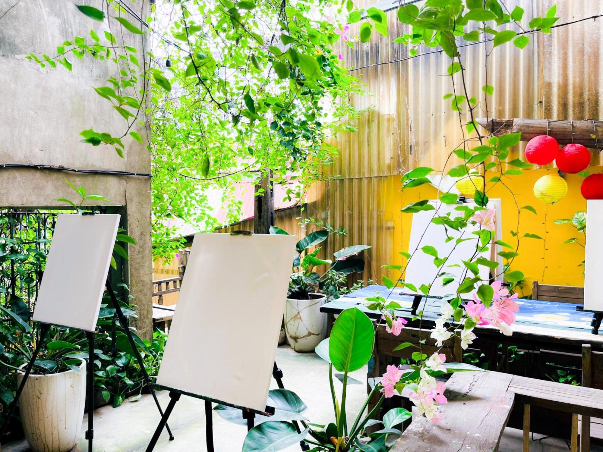 Chu Nhat Cafe & Homestay - 12 Ngo 41 Duong Lang - Co So 1 Hanoi Kültér fotó