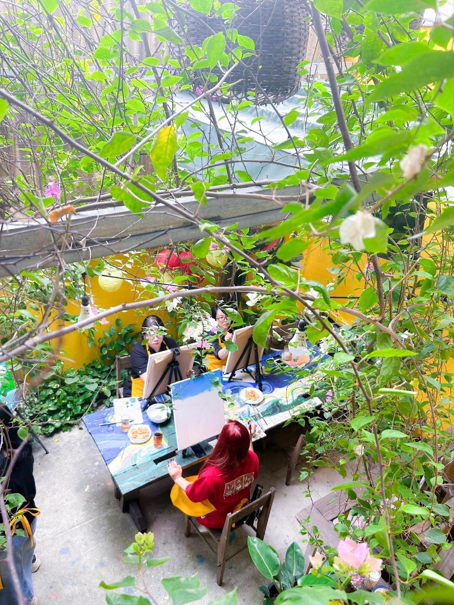 Chu Nhat Cafe & Homestay - 12 Ngo 41 Duong Lang - Co So 1 Hanoi Kültér fotó